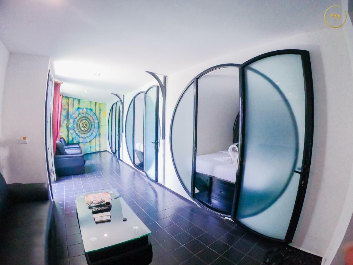 Ring Boutique Hotel Siem Reap Exteriör bild