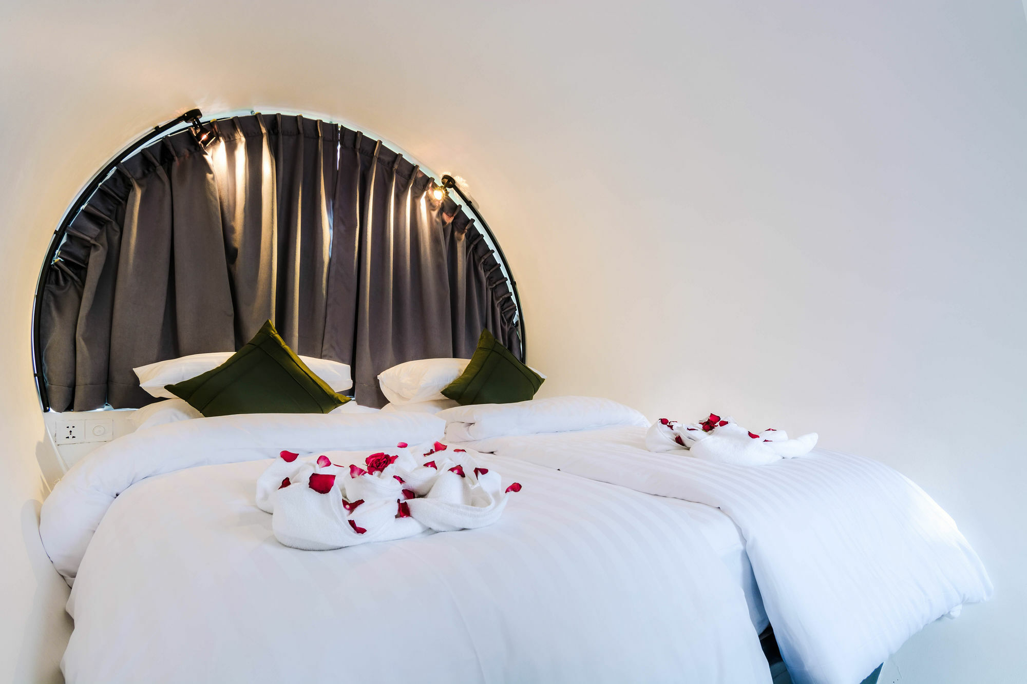 Ring Boutique Hotel Siem Reap Exteriör bild