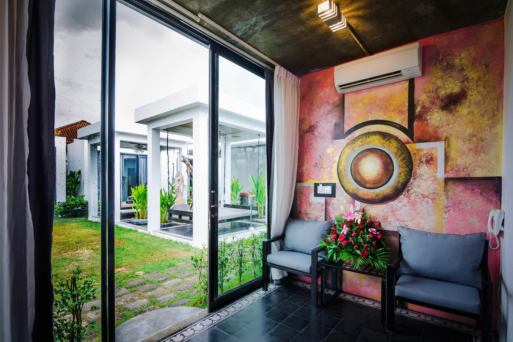 Ring Boutique Hotel Siem Reap Exteriör bild