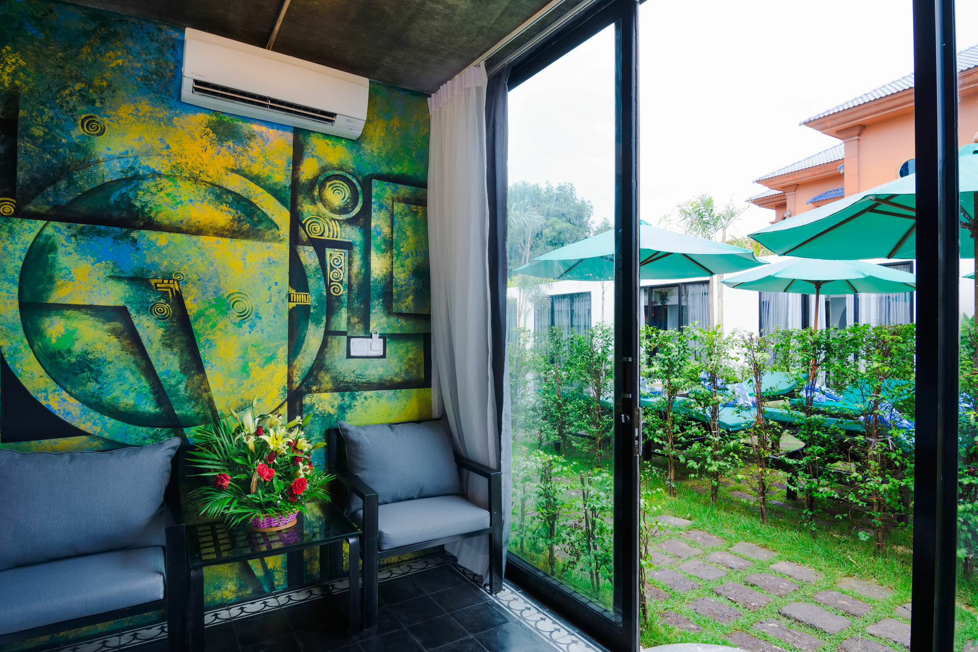 Ring Boutique Hotel Siem Reap Exteriör bild