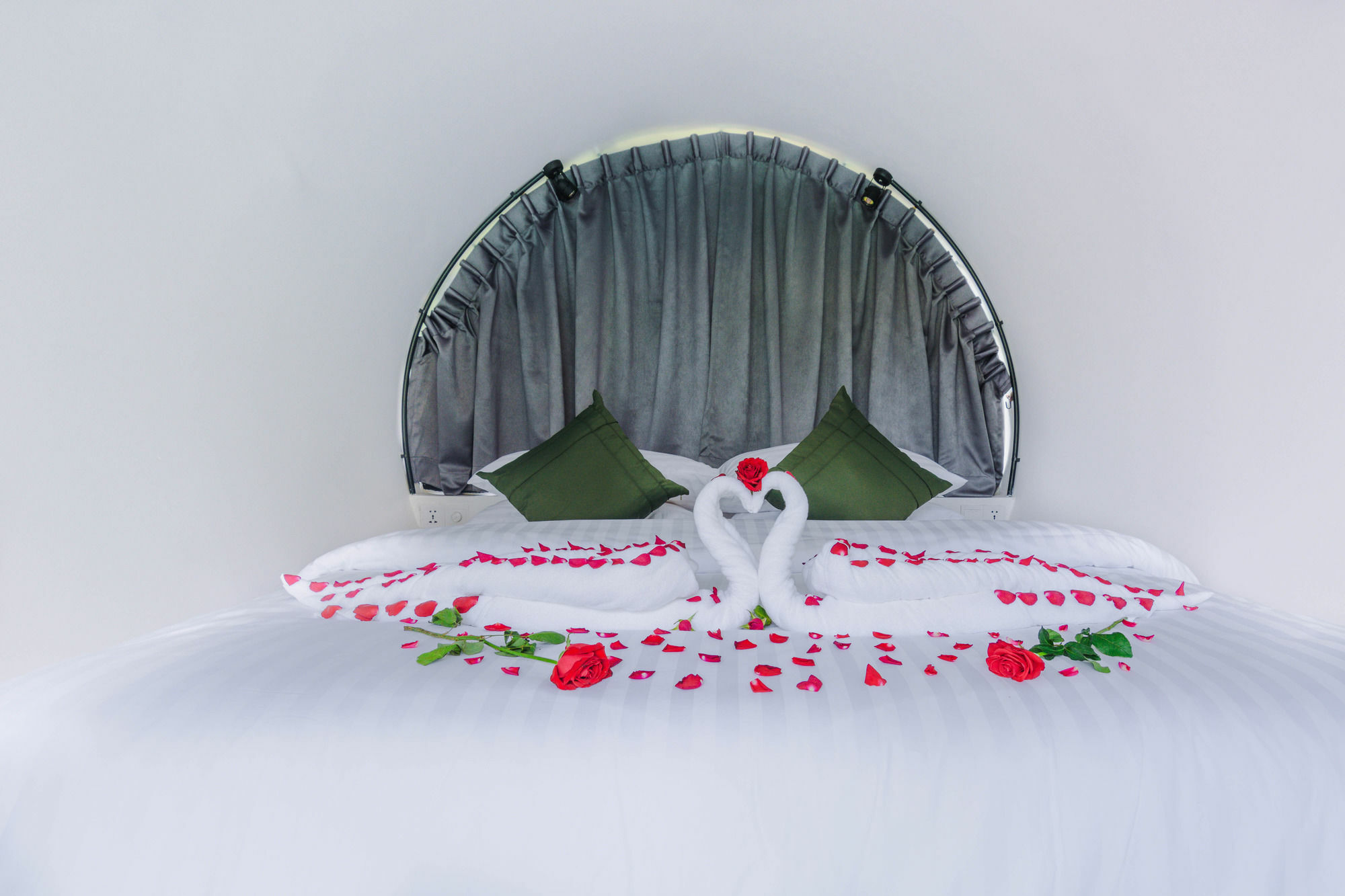 Ring Boutique Hotel Siem Reap Exteriör bild